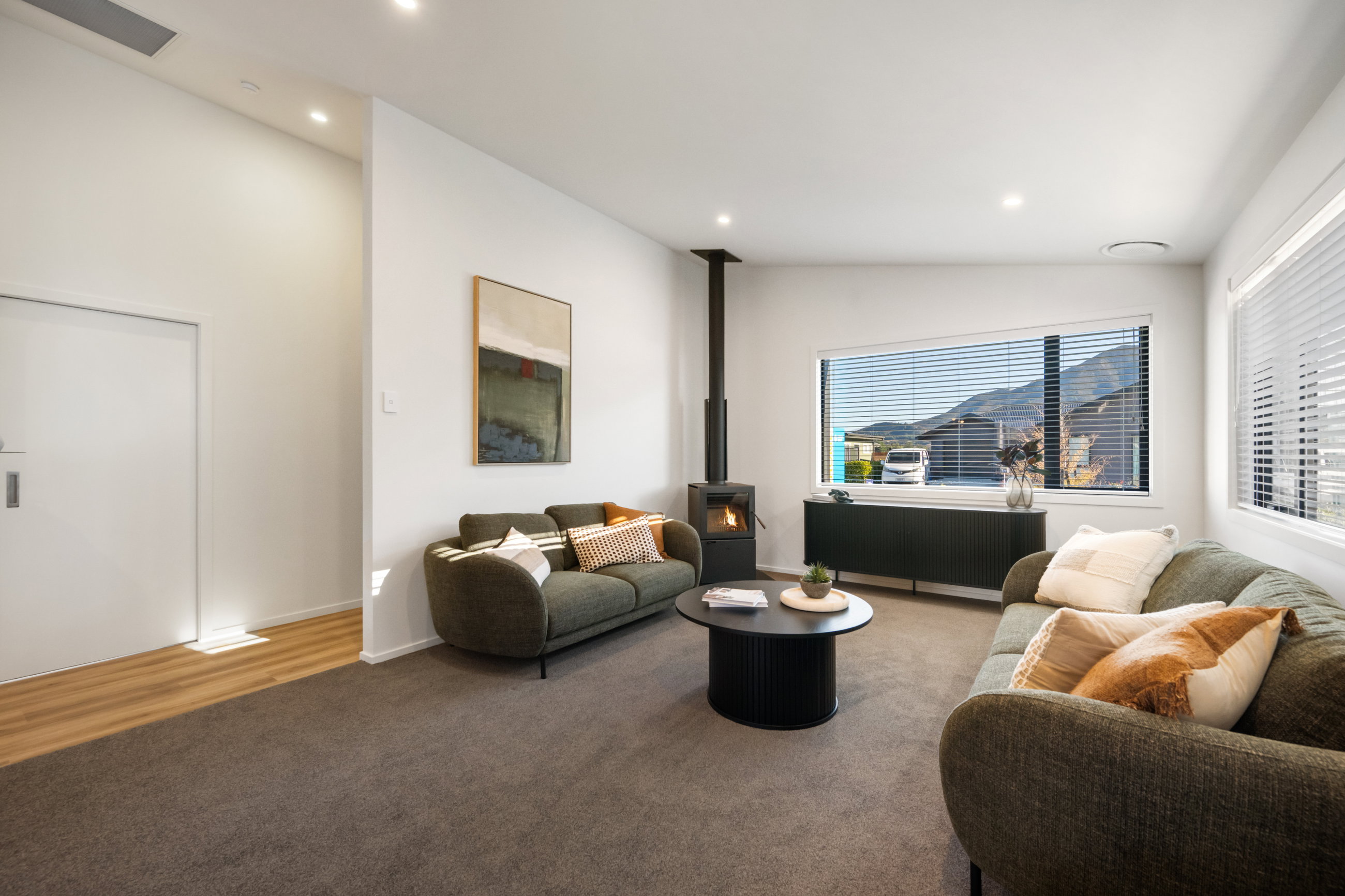 Lake Hāwea Showhome image 8